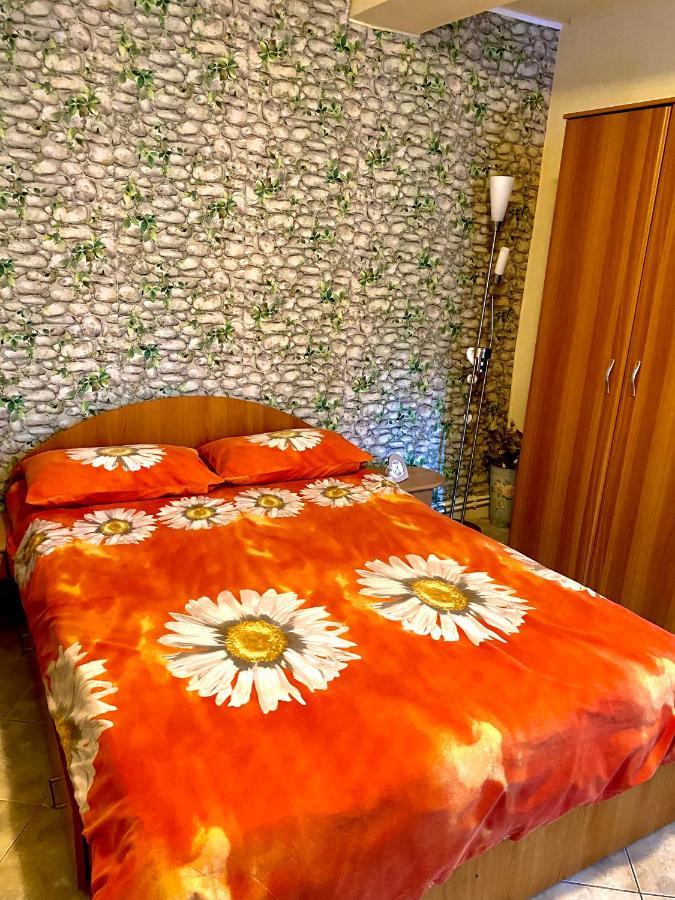 레시차 House In The Woods B&B 외부 사진